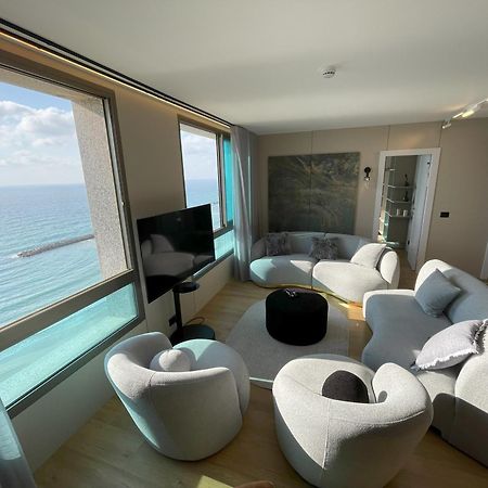 Panoramic Sea View Luxury Suite Netanja Exterior foto